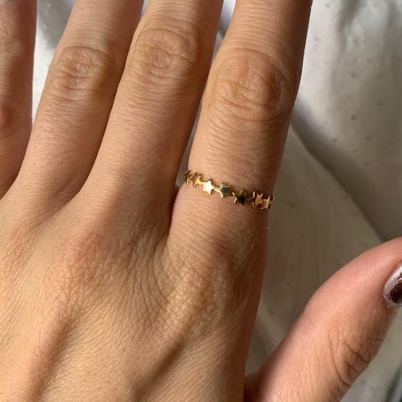 14k gold delicate star ring - size 8 - Picture 4 of 14